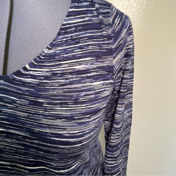 Chico’s Space Dye V-Neck Pullover Sweater Blue - Picture 9 of 14